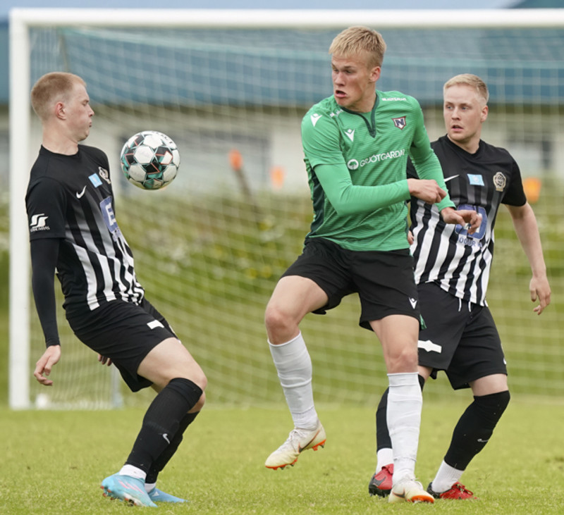 Myndaveisla: Njarðvík vann Magna á Grenivík