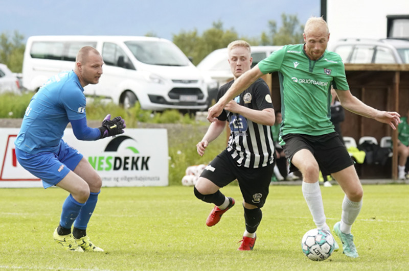 Myndaveisla: Njarðvík vann Magna á Grenivík