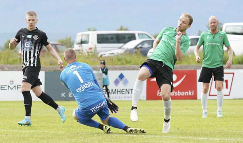 Myndaveisla: Njarðvík vann Magna á Grenivík