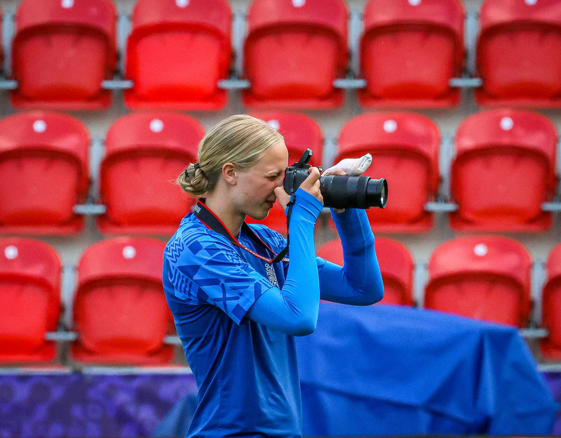 Cecilía steig inn í nýtt hluverk á æfingu landsliðsins