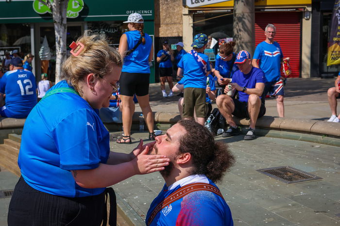 Mikilvægt er að bera á sig sólarvörn.