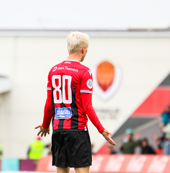 Kristall Máni féll við og fékk vítaspyrnu í seinni hálfleik.