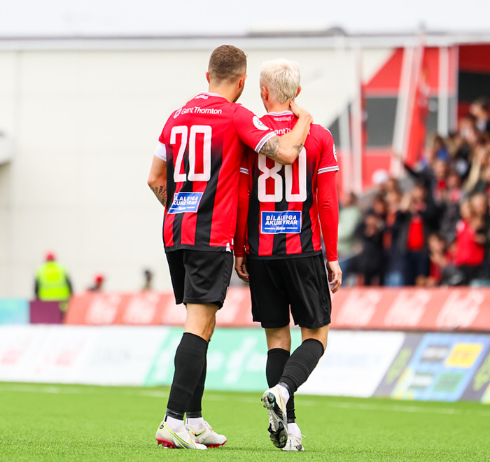 Kristall Máni fór út í atvinnumennsku.