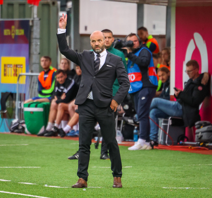 Arnar Gunnlaugsson, þjálfari Víkinga