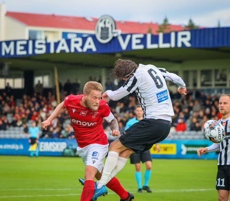 Myndaveisla: Sex mörk í jafntefli KR og Vals