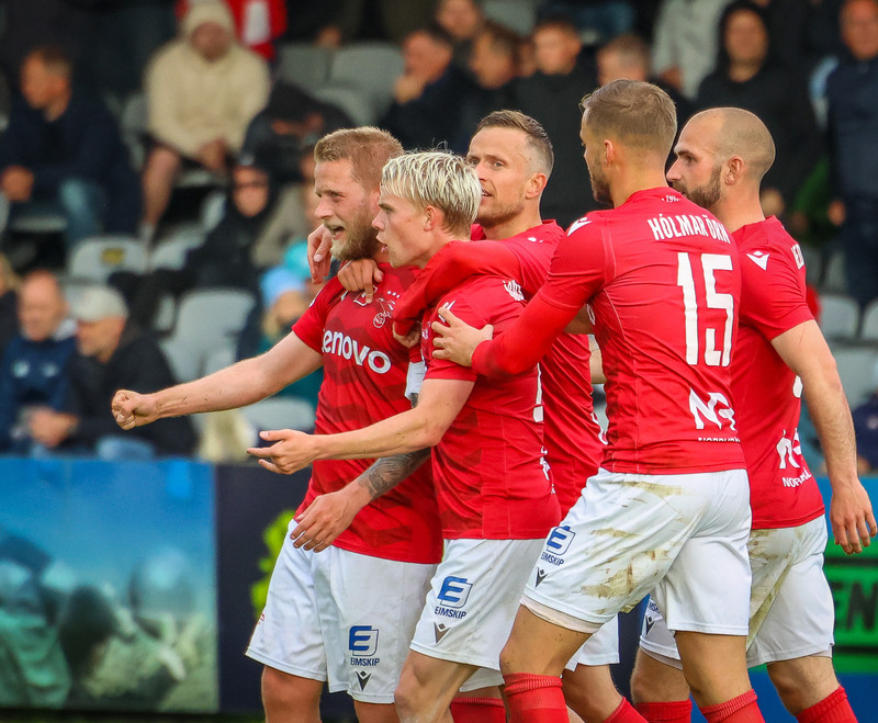 Myndaveisla: Sex mörk í jafntefli KR og Vals