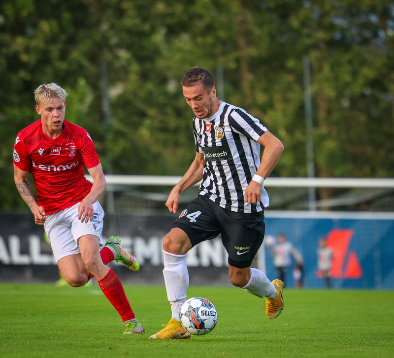 Myndaveisla: Sex mörk í jafntefli KR og Vals