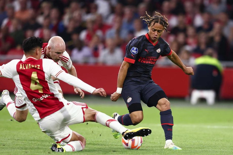 Xavi Simons, Jeremie Frimpong og Andries Noppert eru þeir þrír í hópnum sem ekki hafa spilað landsleik.