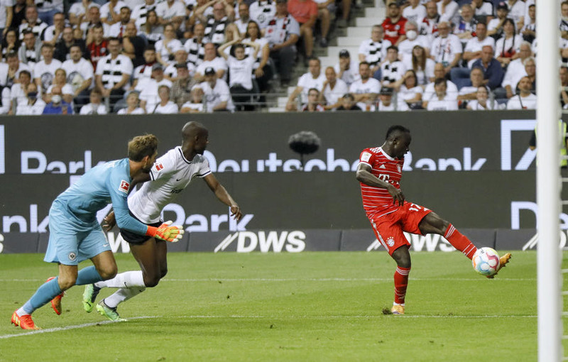 Sadio Mané gerði fyrsta deildarmark sitt fyrir Bayern