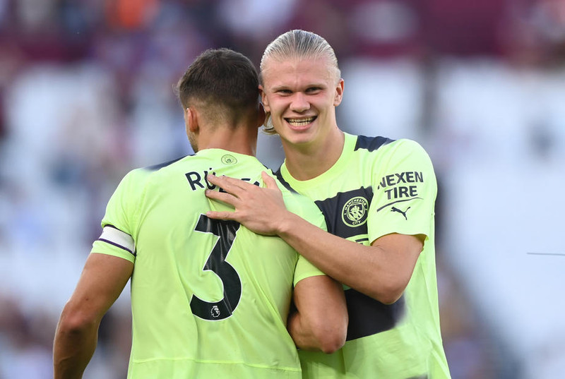 Er Man City með nógu sterkan hóp til að berjast um alla titla?