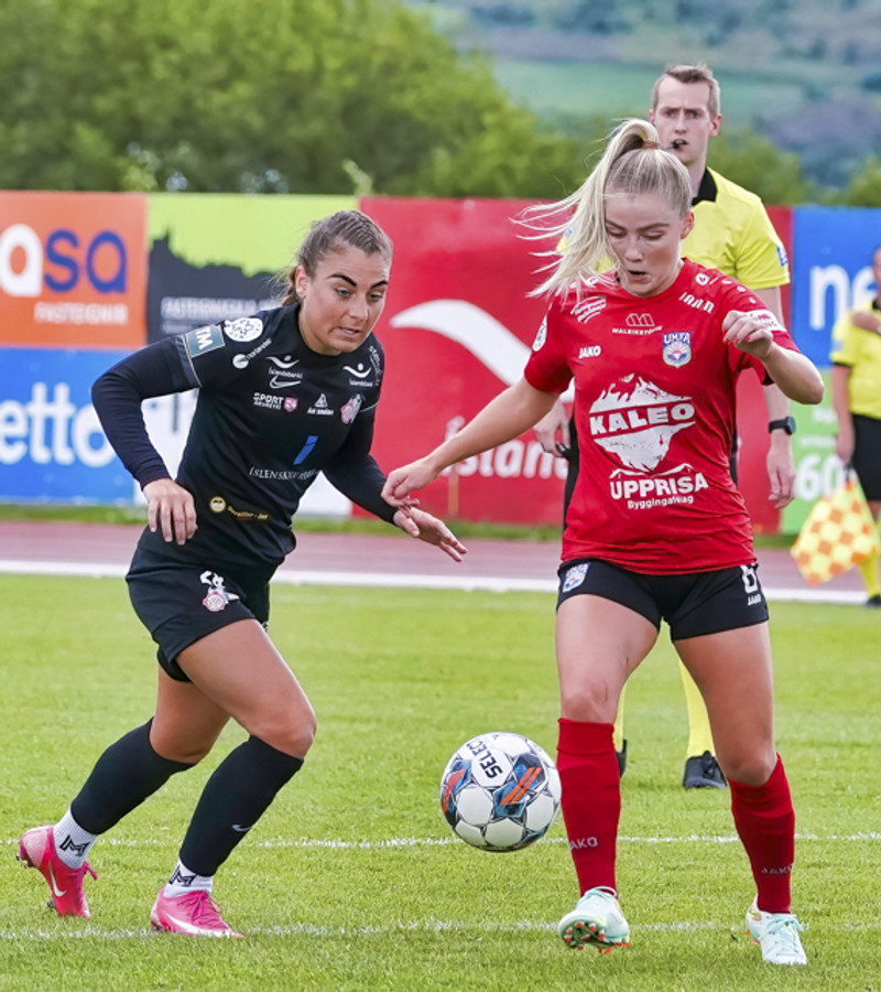 Myndaveisla: Afturelding sótti þrjú stig norður