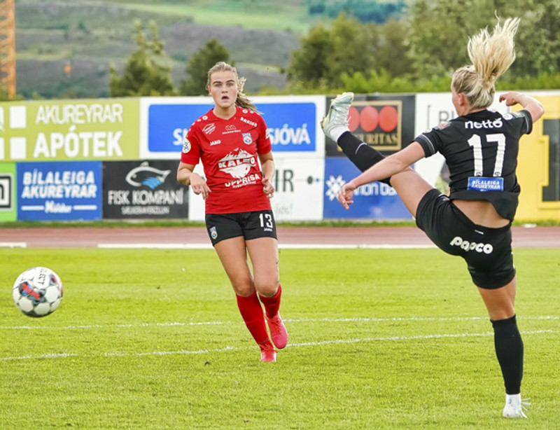Myndaveisla: Afturelding sótti þrjú stig norður