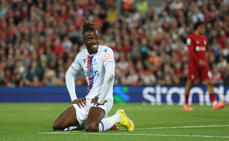 <b>Sóknarmaður: Wilfried Zaha (Crystal Palace)</b> - Heldur áfram að sýna hæfileika sína. Skoraði tvö í 3-1 sigri gegn Aston Villa.
