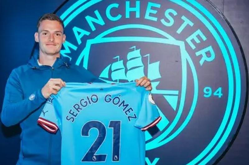 Manchester City kaupir Sergio Gomez (Staðfest) - „Besta lið Englands"