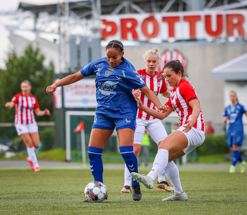 Myndaveisla: Stórsigur Þróttar á ÍBV