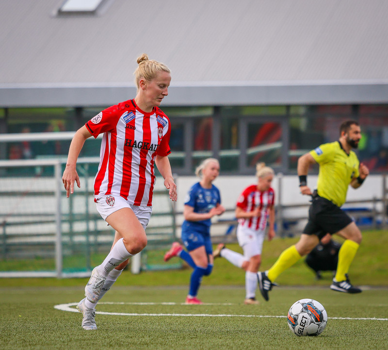 Myndaveisla: Stórsigur Þróttar á ÍBV