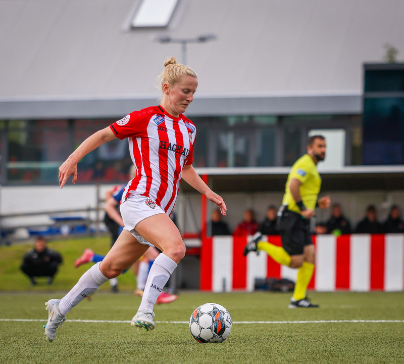 Myndaveisla: Stórsigur Þróttar á ÍBV