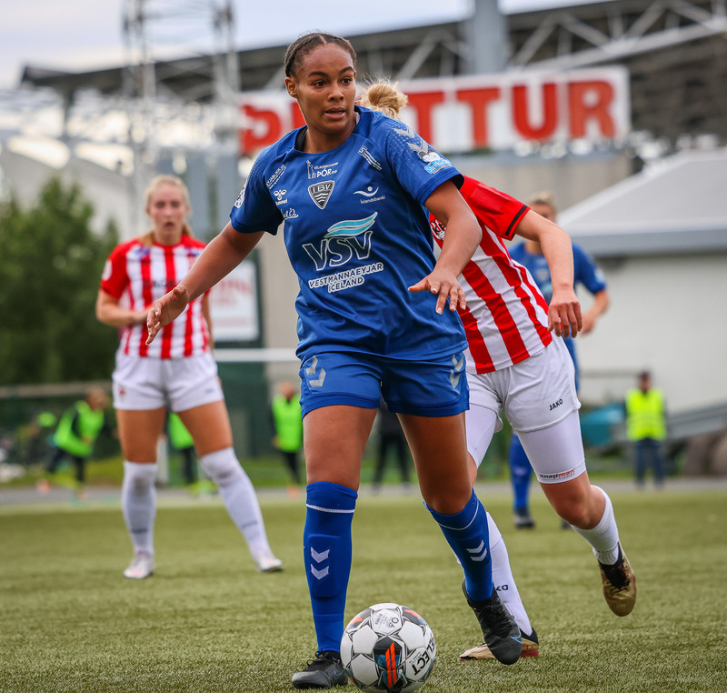 Myndaveisla: Stórsigur Þróttar á ÍBV