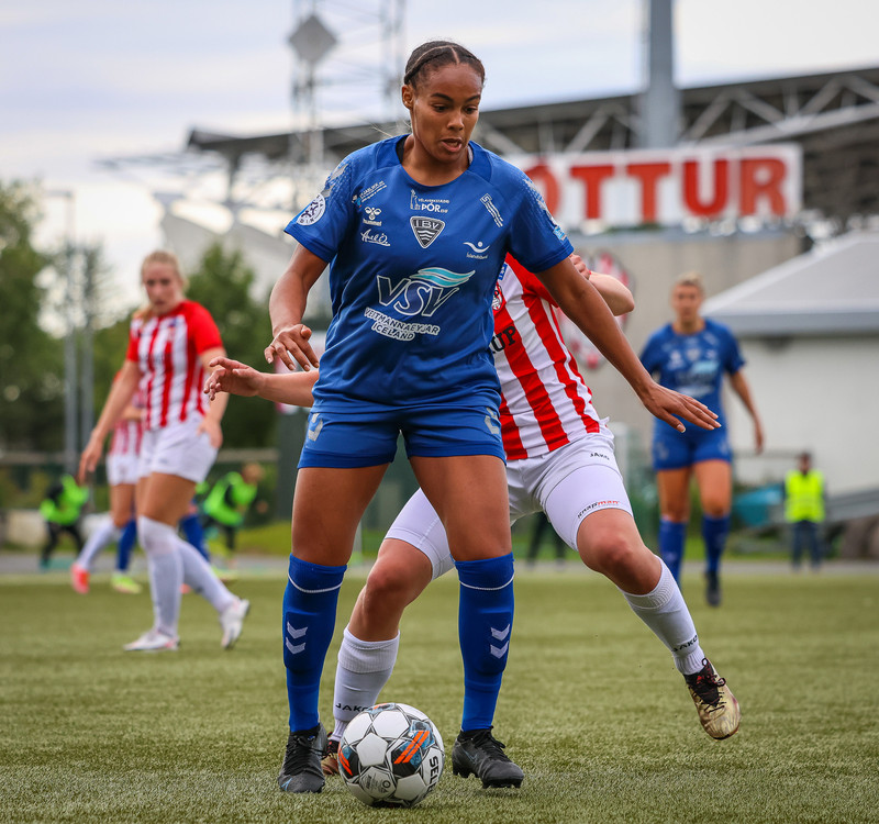 Myndaveisla: Stórsigur Þróttar á ÍBV