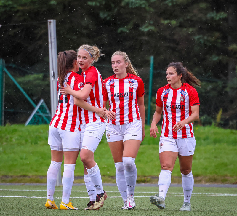 Myndaveisla: Stórsigur Þróttar á ÍBV