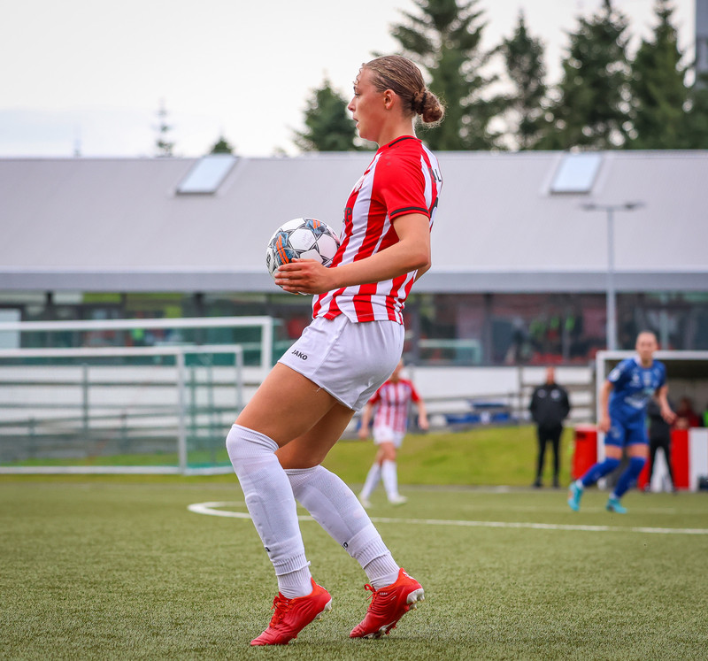 Myndaveisla: Stórsigur Þróttar á ÍBV