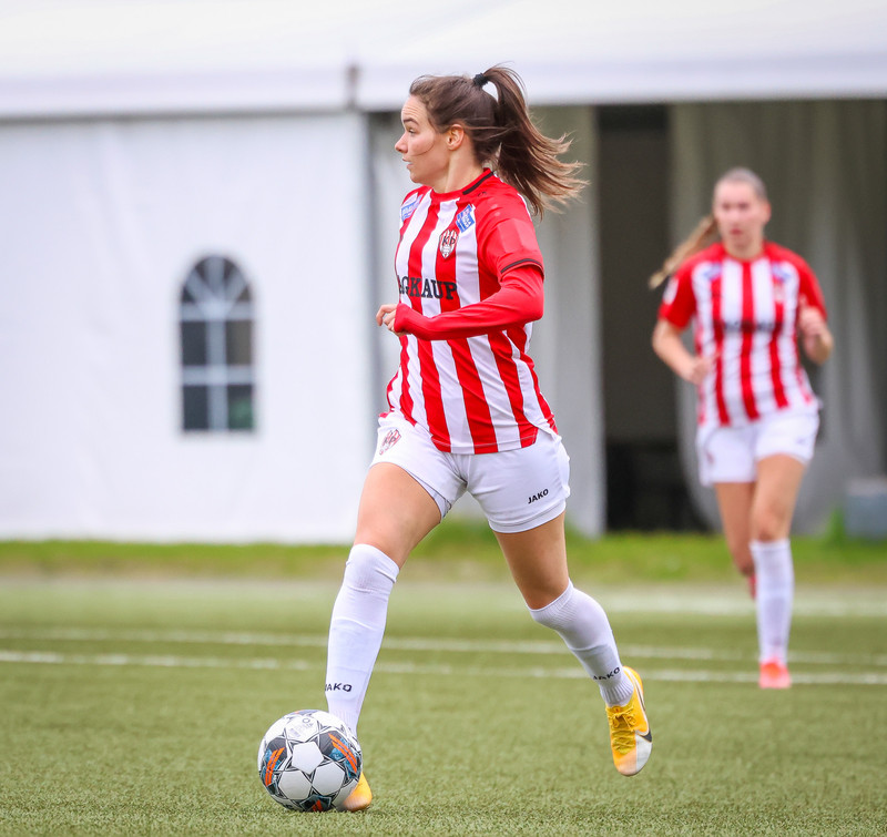 Myndaveisla: Stórsigur Þróttar á ÍBV