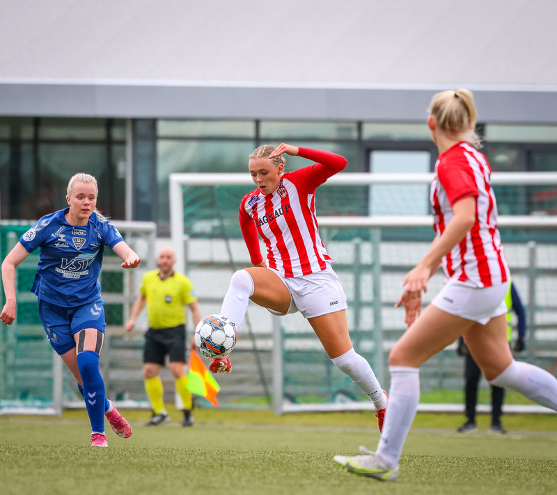 Myndaveisla: Stórsigur Þróttar á ÍBV