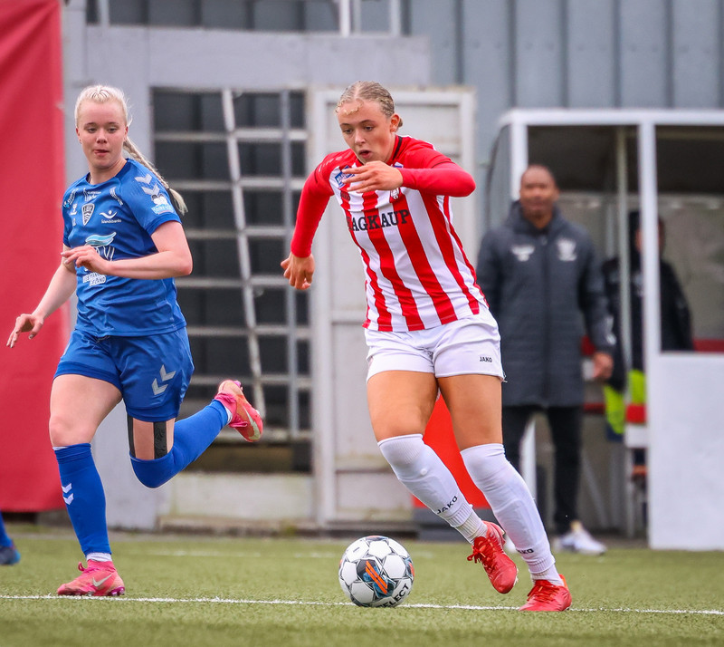 Myndaveisla: Stórsigur Þróttar á ÍBV