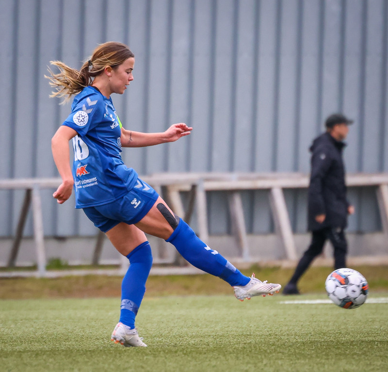 Myndaveisla: Stórsigur Þróttar á ÍBV