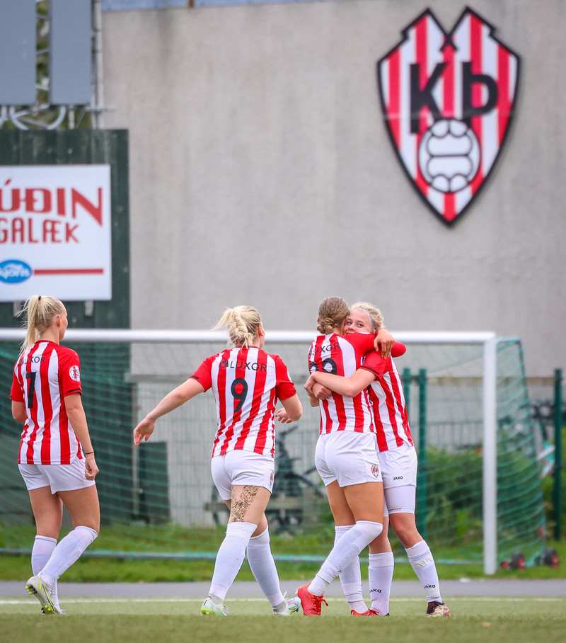 Myndaveisla: Stórsigur Þróttar á ÍBV