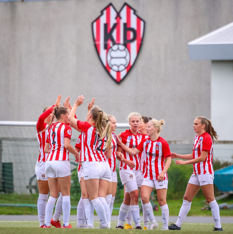 Myndaveisla: Stórsigur Þróttar á ÍBV