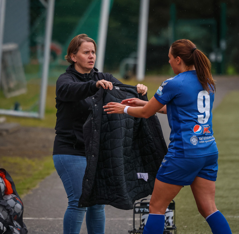 Myndaveisla: Stórsigur Þróttar á ÍBV
