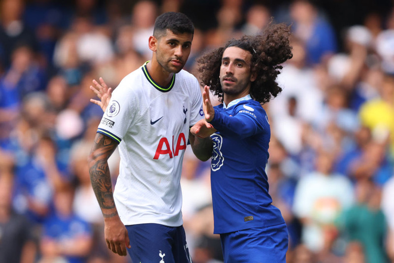Cristian Romero og Marc Cucurella í leiknum