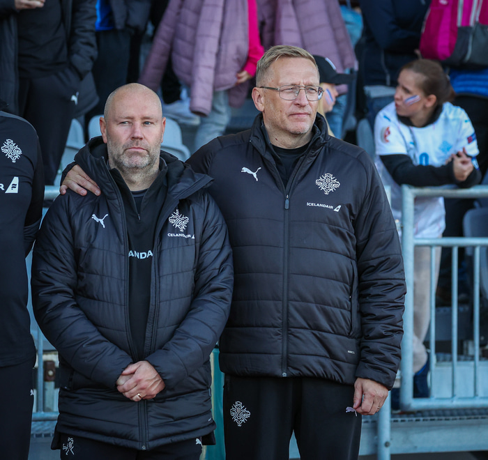 Steini hér með aðstoðarmanni sínum, Ásmundi Haraldssyni.