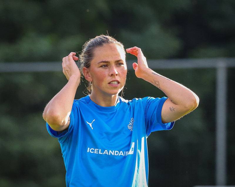 Myndaveisla: Ísland æfði á velli smáliðs