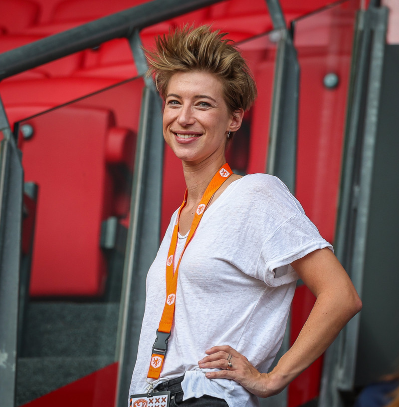 Rivkah op het Veld, fréttakona hjá Nos í Hollandi.