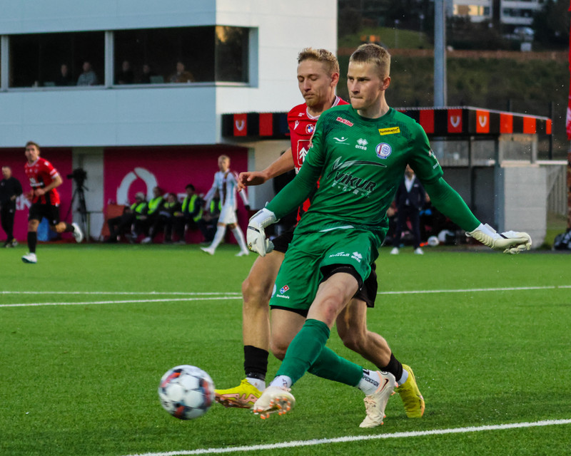 Myndaveisla: Víkingur burstaði Leikni