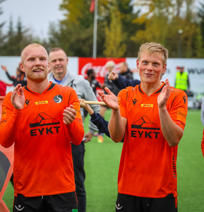 Emil Ásmundsson kom á láni frá KR í júlí í fyrra og samdi svo við Fylki í fyrra. Við hlið hans er Arnór Gauti Jónsson sem er einn af mest spennandi leikmönnum Fylkis.