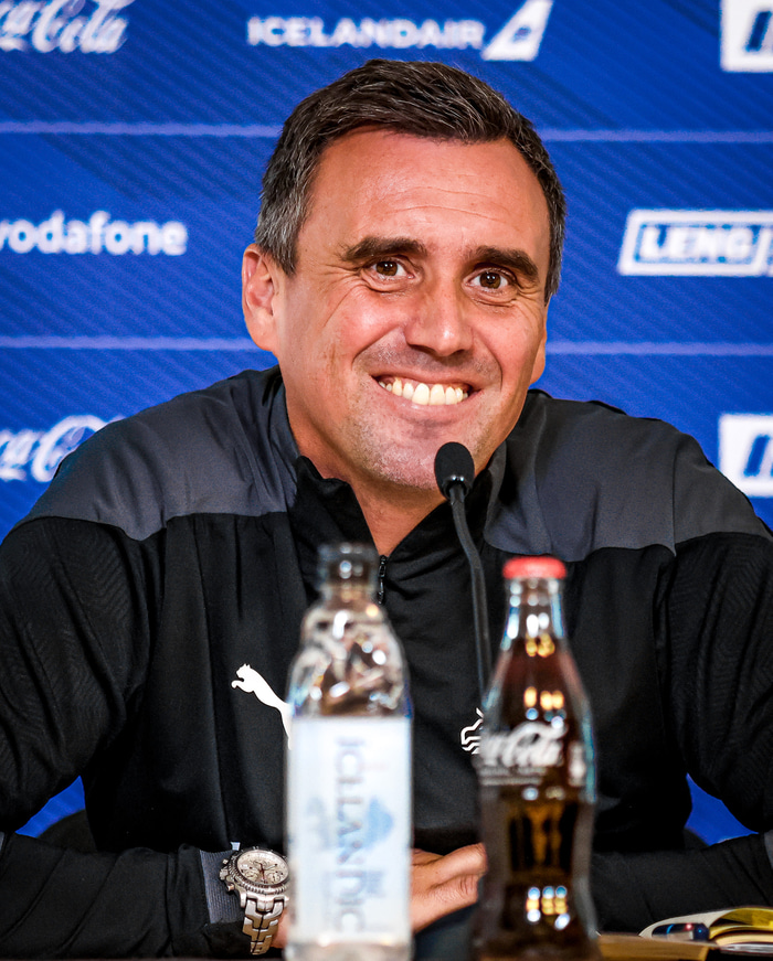 Arnar Þór Viðarsson, landsliðsþjálfari.