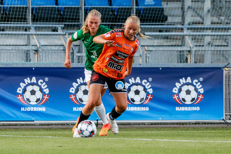 Emelía í leik með Kristianstad í Svíþjóð.