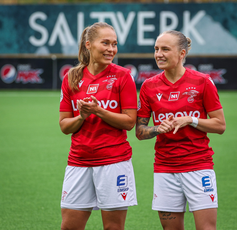 Myndaveisla: Naumt tap hjá Val gegn Slavia Prag
