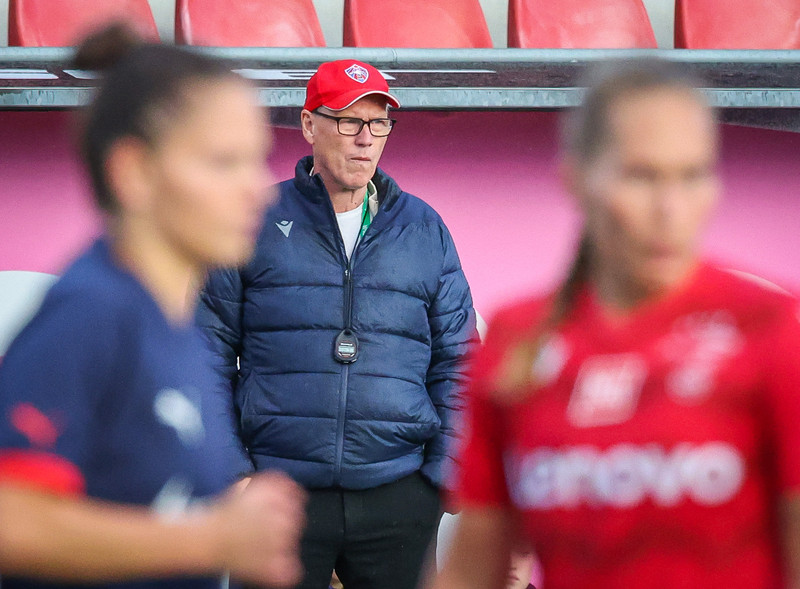 Myndaveisla: Naumt tap hjá Val gegn Slavia Prag