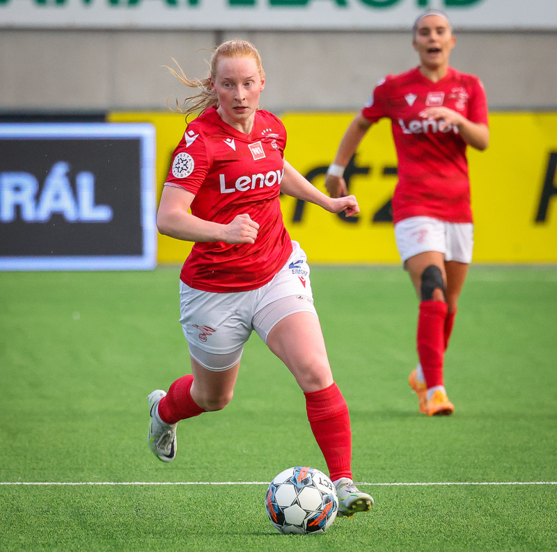 Myndaveisla: Naumt tap hjá Val gegn Slavia Prag