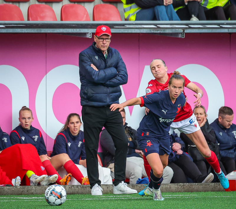 Myndaveisla: Naumt tap hjá Val gegn Slavia Prag