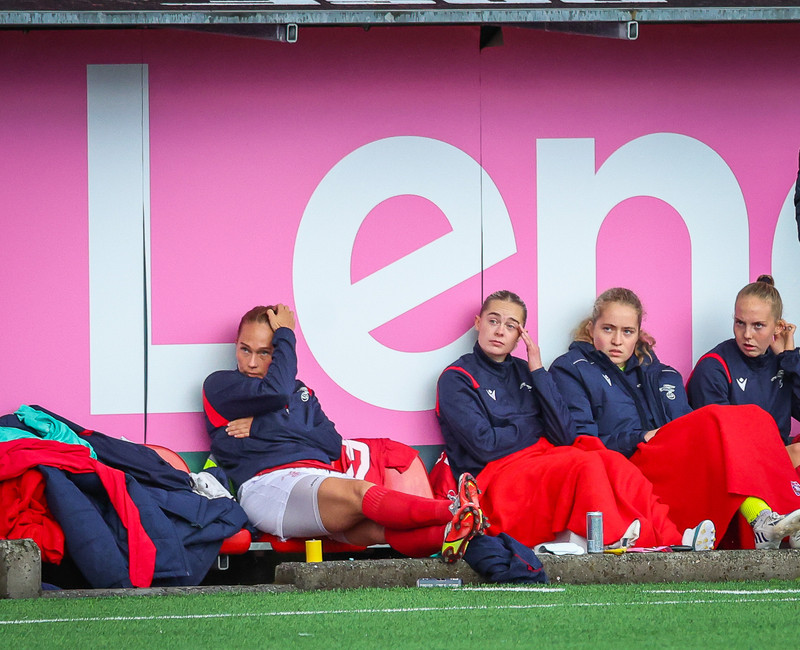 Myndaveisla: Naumt tap hjá Val gegn Slavia Prag