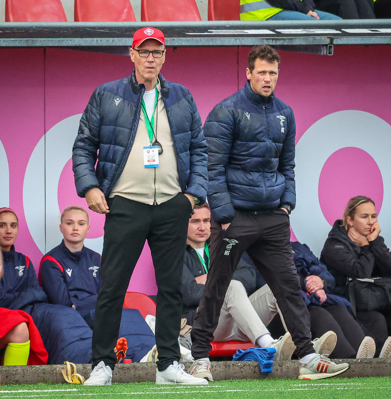 Myndaveisla: Naumt tap hjá Val gegn Slavia Prag