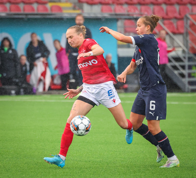 Myndaveisla: Naumt tap hjá Val gegn Slavia Prag