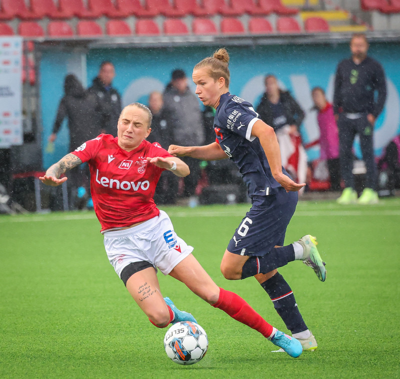 Myndaveisla: Naumt tap hjá Val gegn Slavia Prag
