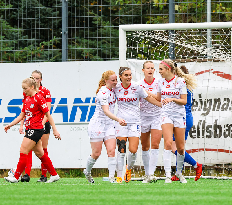 Besta deild kvenna: Valur meistari annað árið í röð
