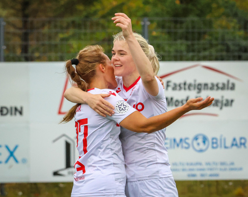 Myndaveisla 1: Valur Íslandsmeistari með sigri í Mosfellsbæ